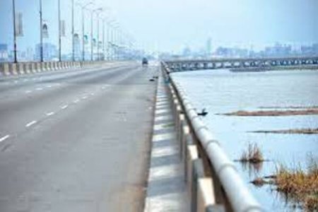 Police Rescue 59-Year-Old Man from Suicide Attempt on Third Mainland Bridge