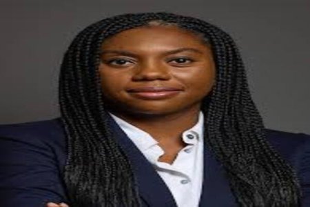 Kemi Badenoch Defeats Robert Jenrick to Lead UK Conservative Party