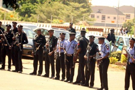 Police-armed-for-protesters-in-Nigeria-450x300.jpg