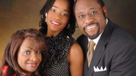 myles munroe family.jpg