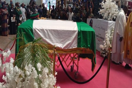 First Lady Oluremi Tinubu, Nyesom Wike Attend Funeral of Late Army Chief Lt.-Gen. Lagbaja