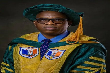 FG Dissolves Nnamdi Azikiwe University Governing Council, Removes VC Odoh