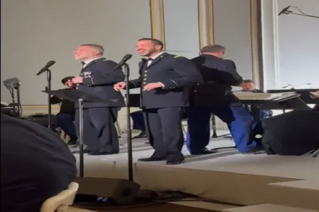 FRENCH Band (1).webp FRENCH Band (1).webp