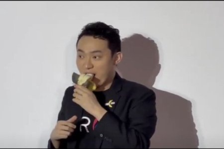 Crypto Mogul Justin Sun Shocks World by Eating $6.2M Banana Artwork