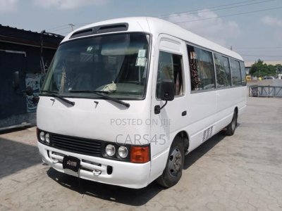 Cars45: Toyota Coaster 2008 White