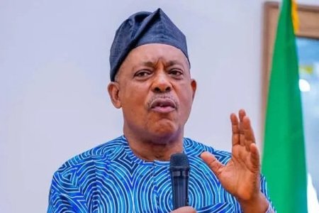 Secondus Defends Fubara, Criticizes Wike for Forgetting Political Roots