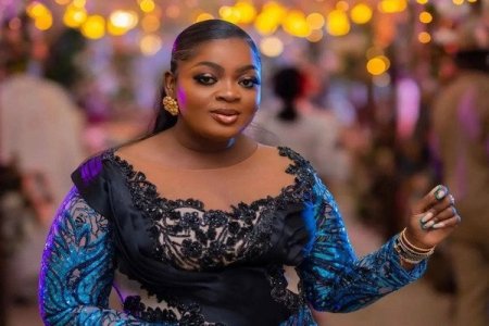 Nollywood Star Eniola Badmus Asks Nigerians to Pray for Her to Have Children