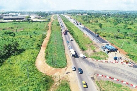 FG Under Fire for Awarding Abuja-Kaduna Highway Contract to Inactive Firm