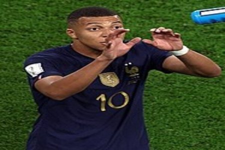 Kylian Mbappe Reacts to Neymar's Claims of Jealousy Over Messi at PSG