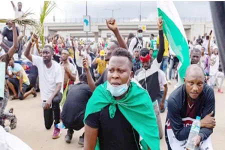 Nigerian-prosters (1).webp Nigerian-prosters (1).webp