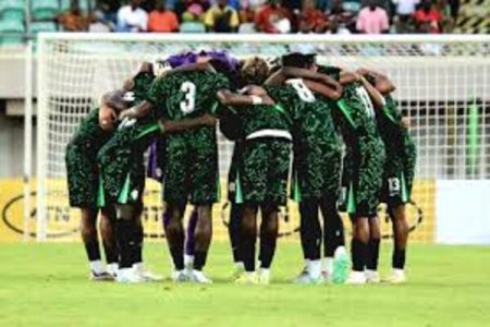 Chelle Announces Final Super Eagles Squad: Key Stars In, Iheanacho & Musa Out