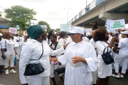 rivers women protest for emergency rule (1).jpg