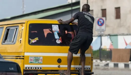 Lagos Govt Issues 21-Day Ultimatum to 176 Illegal Estates