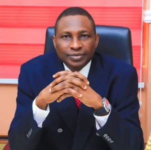 EFCC Blames Yahoo Boys for Visa Woes