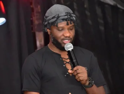 Nigerian Comedian DeeOne Sets Guinness World Record for Longest Stand-Up Comedy