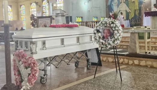 Family, Peter Obi Mourn as ARISE News Anchor Sommie Maduagwu is Laid to Rest in Anambra