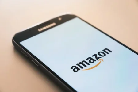 Tech Giant Amazon Prepares to Lay Off 10% of Corporate Staff