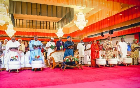 Gowon, Obasanjo Attend Aso Rock Christmas Carol Hosted by First Lady Oluremi Tinubu