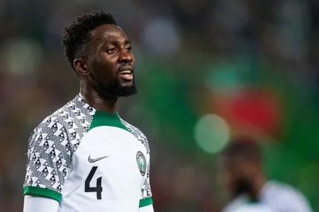 Super Eagles Captain Ndidi Sends Condolences to Anthony Joshua After Fatal Crash