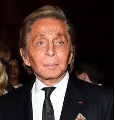 Italian Fashion Icon Valentino Garavani Dies at 93