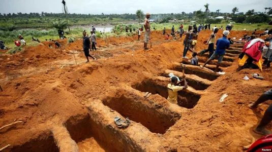 78 Victims of Kwara Attack Given Mass Burial as Search for Bodies Continues in Forests