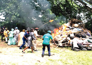 NDLEA-and-Kwara-officials-at-the-drug-destruction.jpg