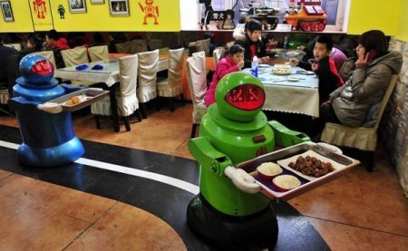 robot-restaurant-56-600x370.jpg