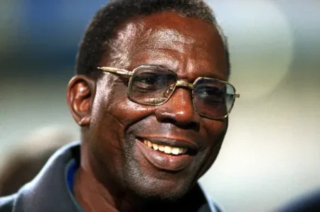 Tinubu Mourns Ex-Super Eagles Coach Adegboye Onigbinde, Hails His Contributions to Nigerian Football
