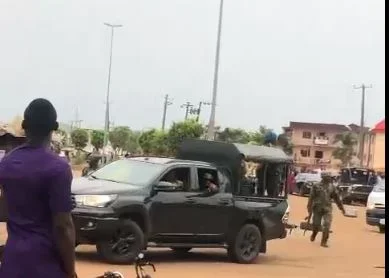 [VIDEO] Army and Navy Officers Clash in Bayelsa During President Tinubu's Visit