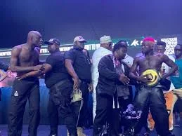 [VIDEO] Portable, Carter Efe Trade blows, Throw Objects at Chaotic Pre-fight Conference