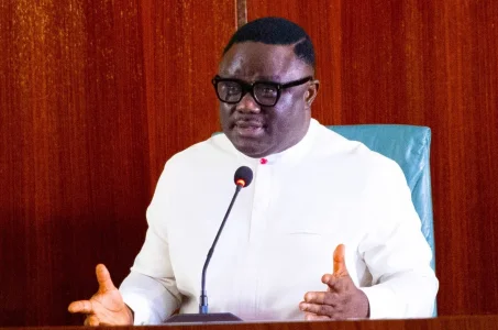 'Please Allow Me to Contest' - Ben Ayade Pleads as Tinubu Orders Ex-Gov to Drop Senate Ambition
