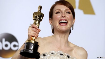 juliannemoore.jpg