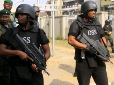 sss-officials-nigeria-402x300.jpg