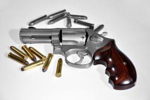 gun-and-bullets-1146529-m.jpg