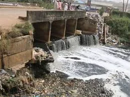 lagos canal.webp