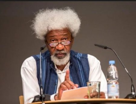 soyinka2.JPG