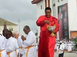 Olumba Olumba, spiritual head of Brotherhood of the Cross and Star (BCS).jpg