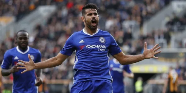 costa celebrates.jpg