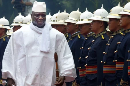 jammeh soldiers.jpg