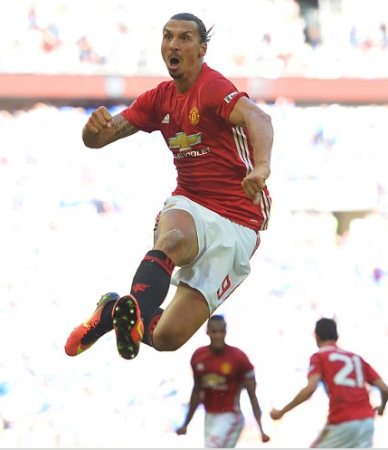 ibra fly.PNG