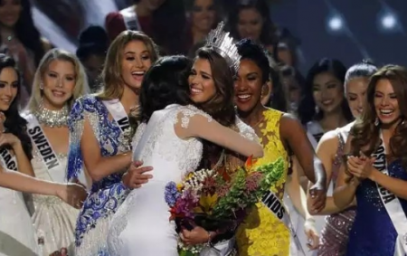 miss universe 2016 2.PNG