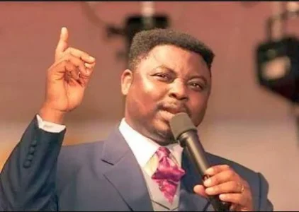 ashimolowo.JPG