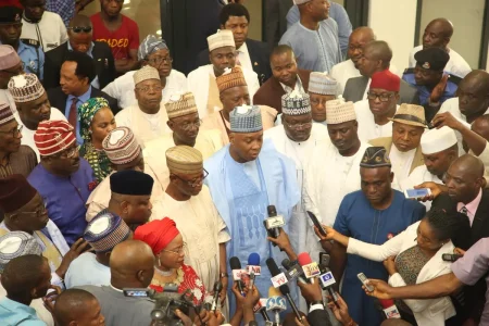 APC and Senators.webp