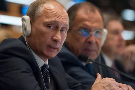 Vladimir-Putin-Bromance-Criticized-by-Senator-Tim-Kaine.webp