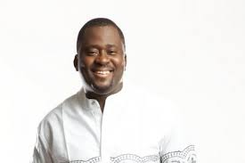 desmond elliot.jpg