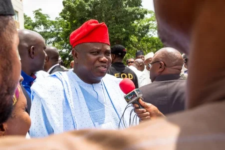 akinwumi ambode2.webp